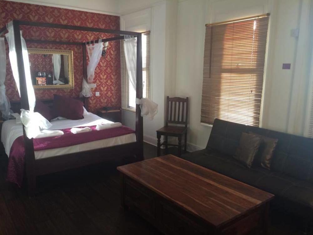 Leaside Hotel 3*
