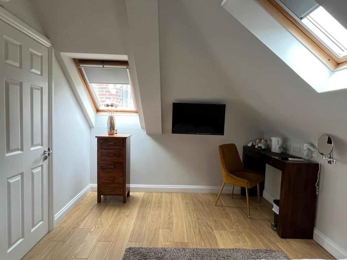 Leaside Luton (Bedfordshire)